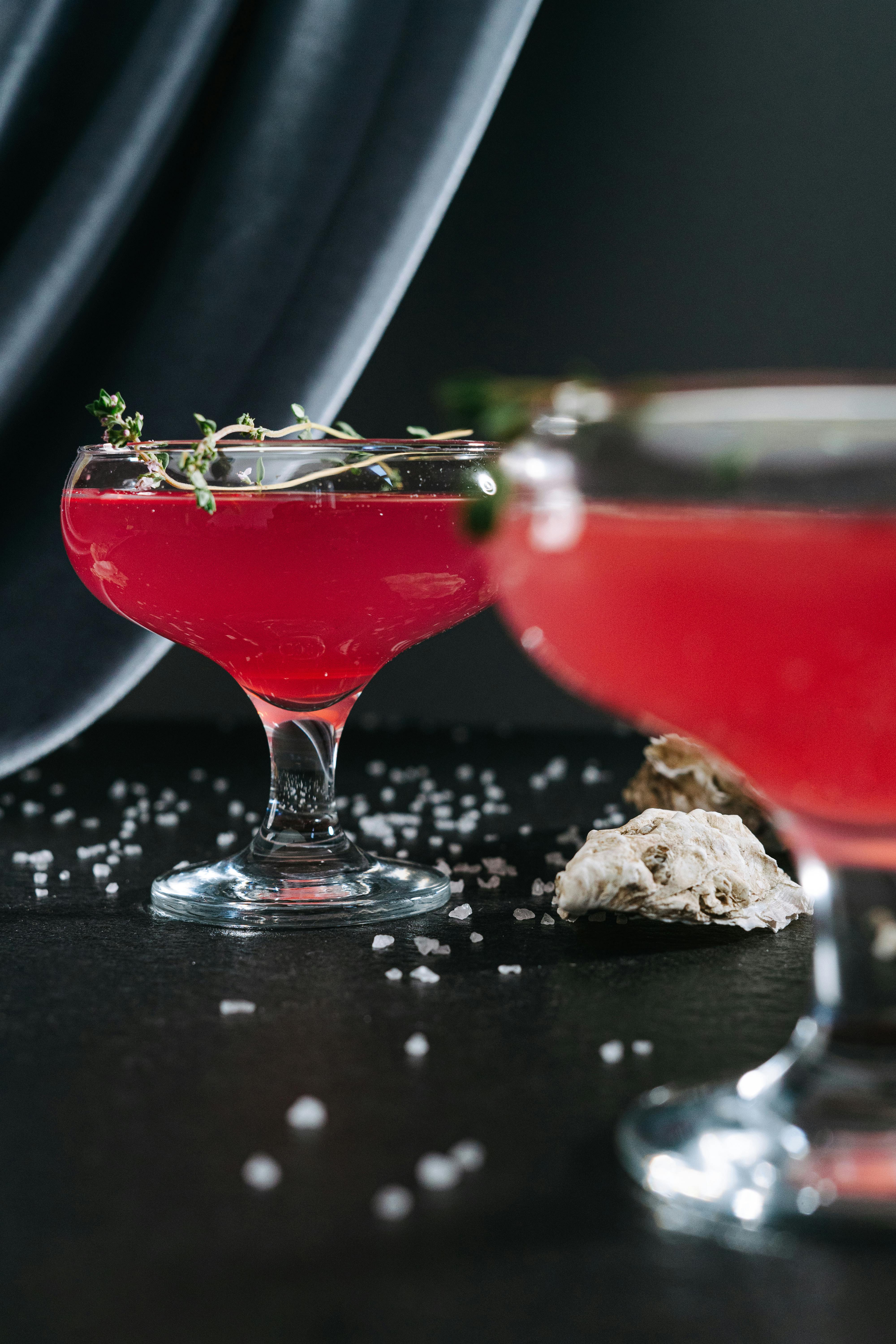 Egy cosmopolitan koktélt esetleg?