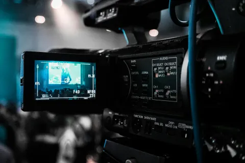 A videó készítése rendkívül hasznos a social media-felületeken