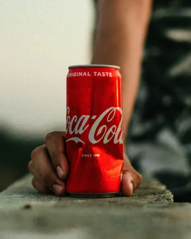 A Coca-Cola már hosszú évtizedek óta nagyon népszerű ital. Fotó: Pexels